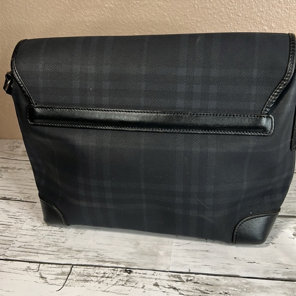 Burberry Crossbody Bag - Picture 6 of 12